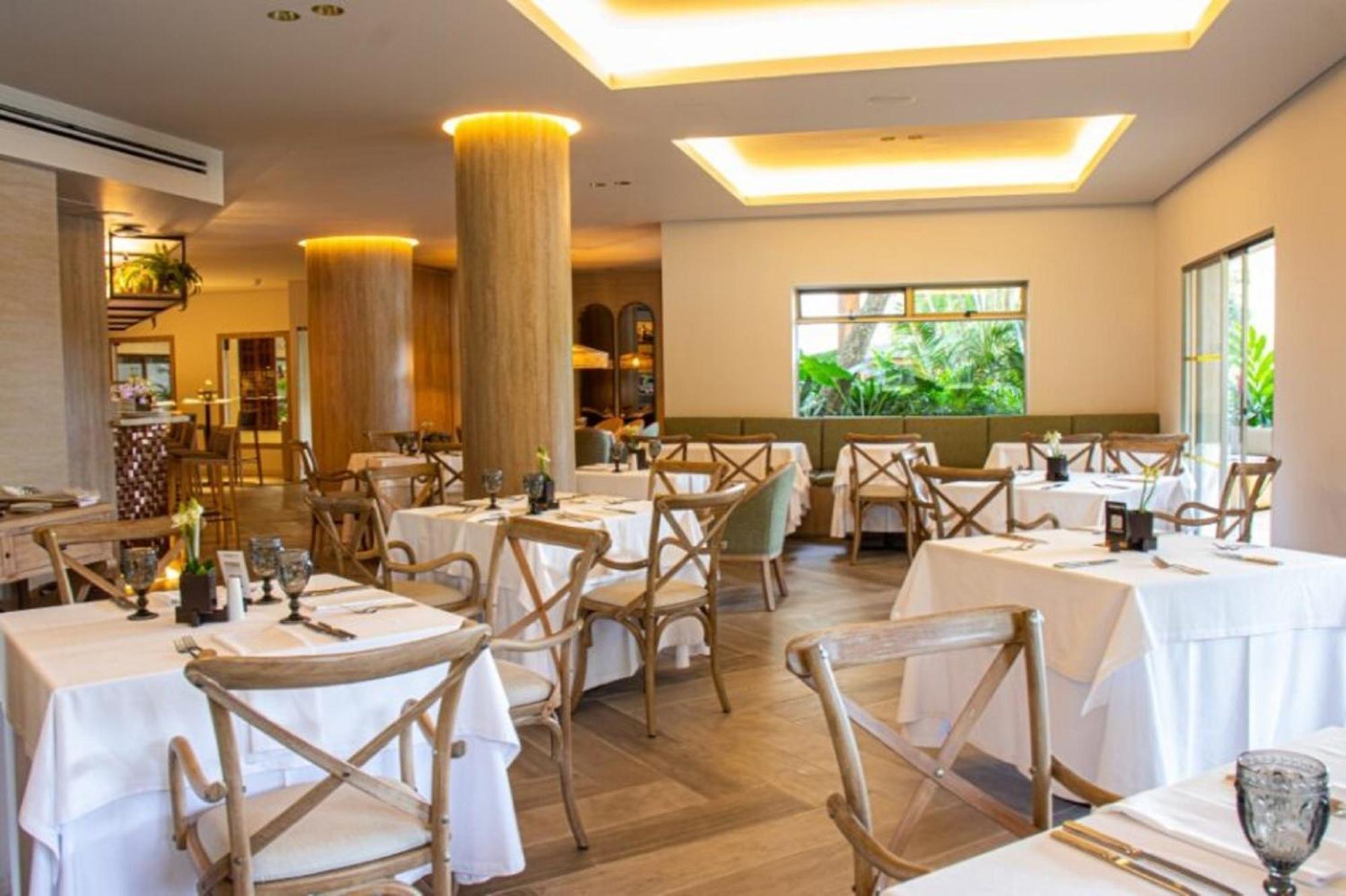 Hotel Estelar Altamira Ibague Exterior photo Restaurant