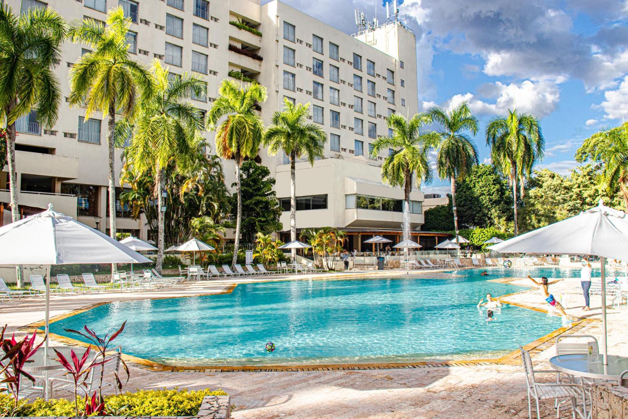 Hotel Estelar Altamira Ibague Exterior photo The pool at the hotel